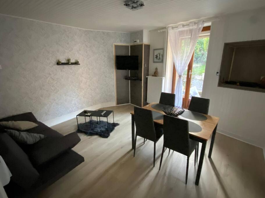 La Maison De Nelly Labellise 3* Mouzon  Buitenkant foto